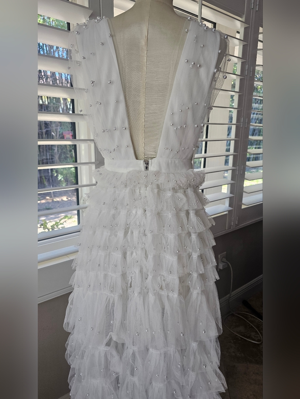 Blithe La Maxi Dress White L - Picture 6 of 10